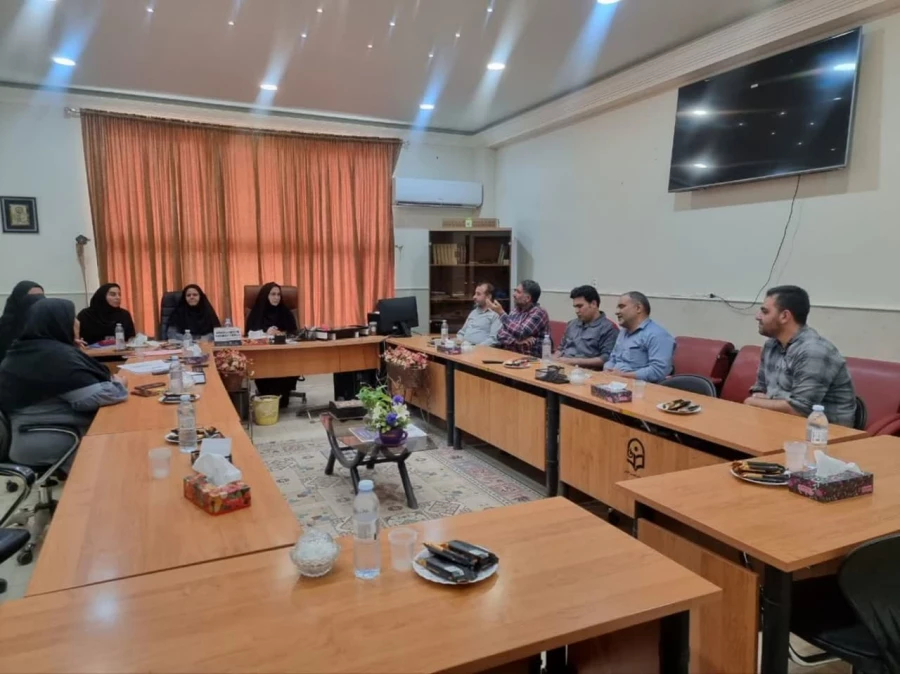 بازدید هیات نظارت و ارزیابی سازمان مرکزی از مرکز امام خمینی (ره) کاشان 3