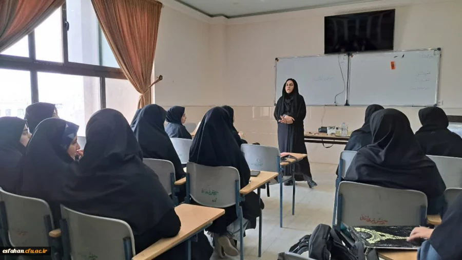  بازدید هیات نظارت و ارزیابی سازمان مرکزی از مرکز امام خمینی (ره) کاشان 4