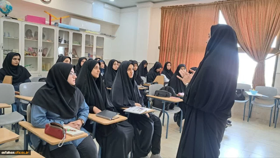  بازدید هیات نظارت و ارزیابی سازمان مرکزی از مرکز امام خمینی (ره) کاشان 5