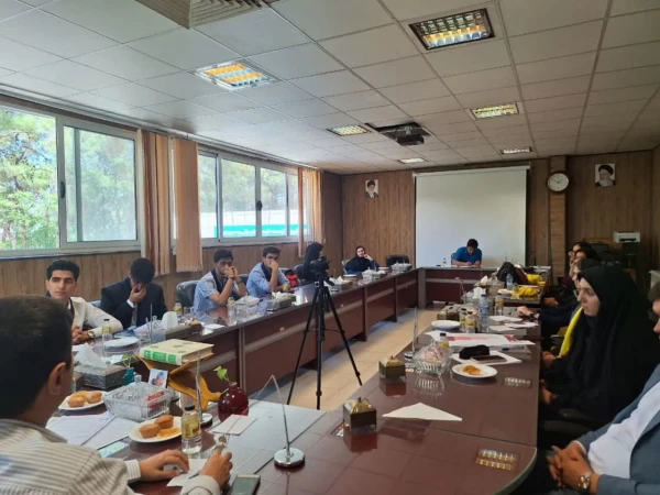 فینال رقابت های مرحله استانی کرسی های آزاد اندیشی دانشگاه های استان اصفهان 3