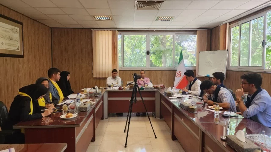 فینال رقابت های مرحله استانی کرسی های آزاد اندیشی دانشگاه های استان اصفهان 6