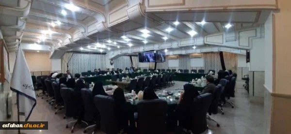 در پایان جشنواره تدریس برتر، پرنیا شجاع رضوی از پردیس فاطمه زهرا(س) اصفهان در رشته الهیات مقام اول منطقه ای را کسب و به مرحله کشوری راه یافت و همچنین محمدحسین ستاری از مرکز شهید آیت نجف آباد در رشته علوم اجتماعی مقام سوم منطقه ای را کسب نمود. 2