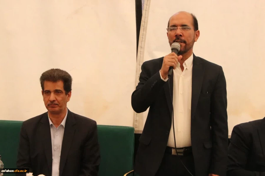 تجلیل از استادان و کارمندان برتر دانشگاه فرهنگیان استان اصفهان در هفته سرآمدی آموزش 2