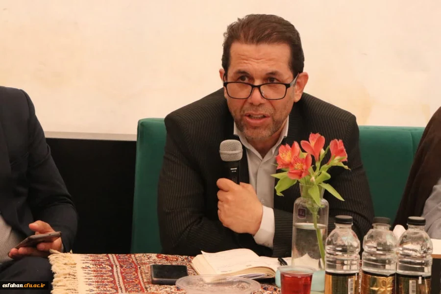 تجلیل از استادان و کارمندان برتر دانشگاه فرهنگیان استان اصفهان در هفته سرآمدی آموزش 3