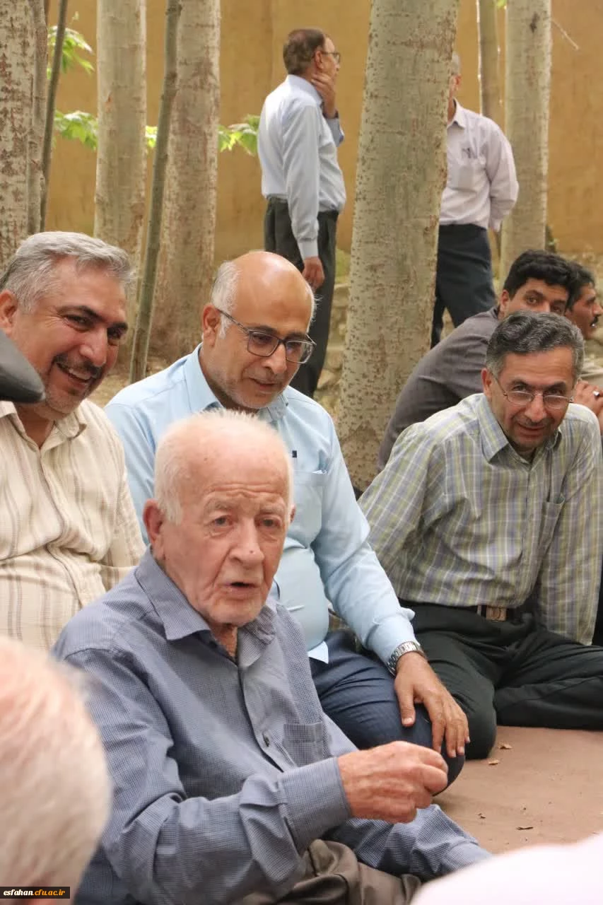 تجلیل از استادان و کارمندان برتر دانشگاه فرهنگیان استان اصفهان در هفته سرآمدی آموزش 5