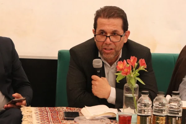 برگزاری اردوی تفریحی بازنشستگان دانشگاه فرهنگیان استان اصفهان در باغبهادران
 8