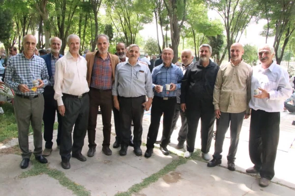 برگزاری اردوی تفریحی بازنشستگان دانشگاه فرهنگیان استان اصفهان در باغبهادران
 11