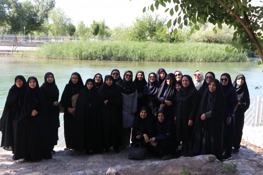 تجلیل از استادان و کارمندان برتر دانشگاه فرهنگیان استان اصفهان در هفته سرآمدی آموزش 10