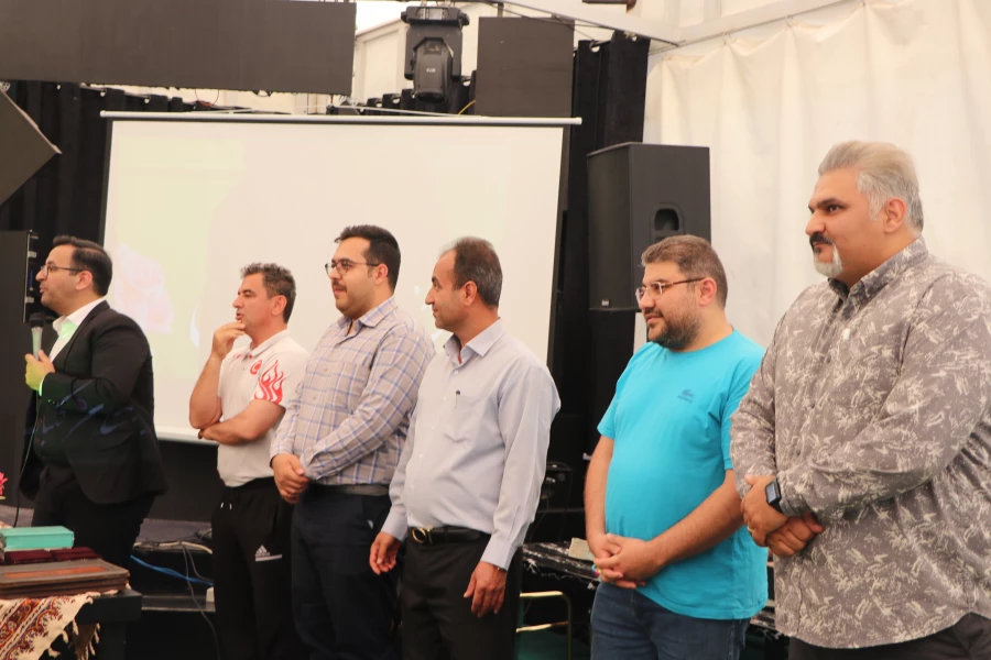 تجلیل از استادان و کارمندان برتر دانشگاه فرهنگیان استان اصفهان در هفته سرآمدی آموزش 12