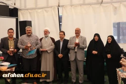 تجلیل از استادان و کارمندان برتر دانشگاه فرهنگیان استان اصفهان در هفته سرآمدی آموزش 16