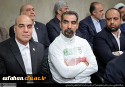 دانشگاه فرهنگیان متعلق به آموزش و پرورش است. اینکه حالا گاهی بین بعضی از محافل صحبت شده که این را ملحق کنند به فلان دانشگاه دیگر، این مصلحت نیست. این مال آموزش و پرورش است باید در اختیار آموزش و پرورش باشد. دانشگاه فرهنگیان محل تربیت همان عنصری است که آن 