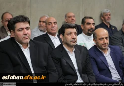 دانشگاه فرهنگیان متعلق به آموزش و پرورش است. اینکه حالا گاهی بین بعضی از محافل صحبت شده که این را ملحق کنند به فلان دانشگاه دیگر، این مصلحت نیست. این مال آموزش و پرورش است باید در اختیار آموزش و پرورش باشد. دانشگاه فرهنگیان محل تربیت همان عنصری است که آن 