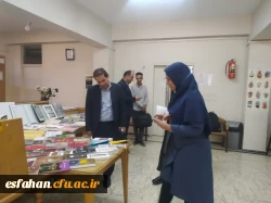 درطول برگزاری این رویداد بازدید سرپرست دانشگاه فرهنگیان  استان اصفهان و همچنین مدیرکل آموزش و پرورش استان اصفهان ازنمایشگاه کتاب و آثار اساتید هنر دانشگاه فرهنگیان  6