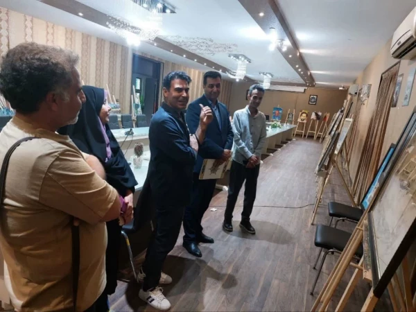 درطول برگزاری این رویداد بازدید سرپرست دانشگاه فرهنگیان  استان اصفهان و همچنین مدیرکل آموزش و پرورش استان اصفهان ازنمایشگاه کتاب و آثار اساتید هنر دانشگاه فرهنگیان  10