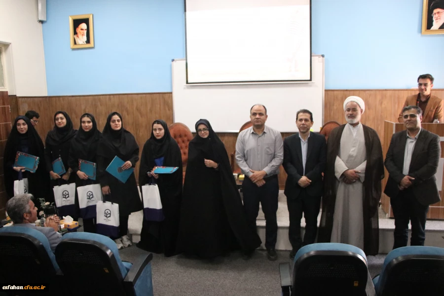 همایش بزرگداشت روز روابط عمومی و ارتباطات و تجلیل از کارشناسان روابط عمومی و یاوران رسانه 11