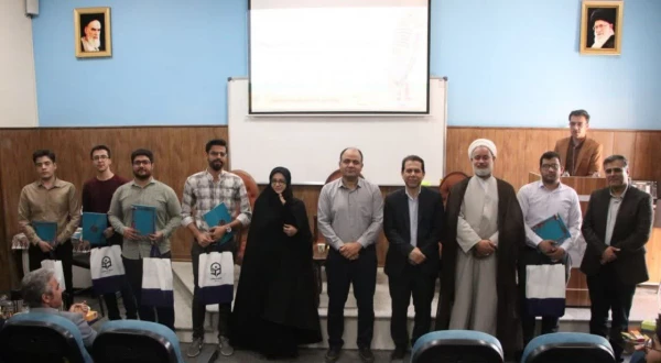 همایش بزرگداشت روز روابط عمومی و ارتباطات و تجلیل از کارشناسان روابط عمومی و یاوران رسانه 25