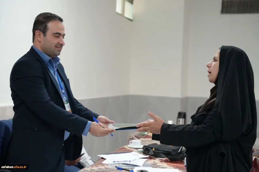 دوازدهمین مرحله منطقه ای جشنواره تدریس برتر در دانشگاه فرهنگیان استان اصفهان 13