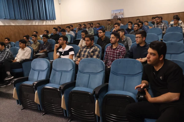 چهارمین دوره توانمندسازی حلقه های میانی(حامیم) برای دانشجومعلمان دانشگاه فرهنگیان اصفهان برگزار شد. 2