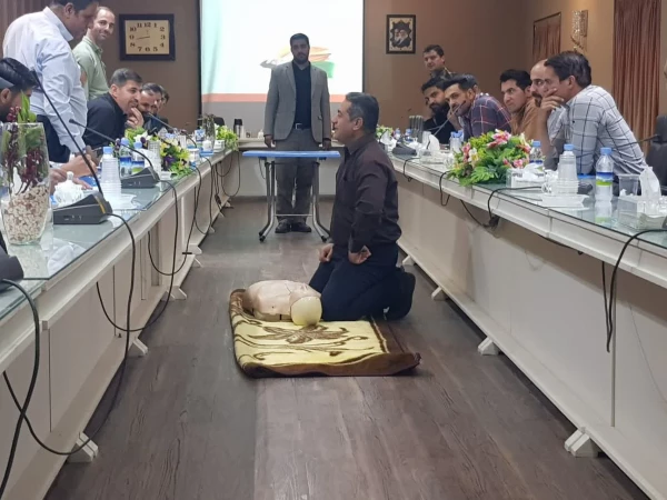 دوره دانش افزایی کارکنان حفاظت فیزیکی استان اصفهان 3