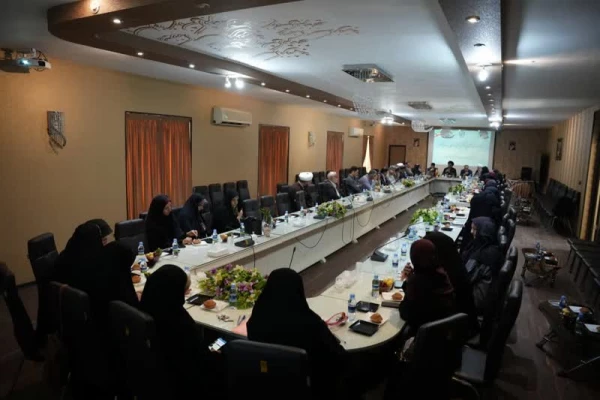 نشست پرسش و پاسخ میهمانان اجلاس یا مسئولین حوزه پژوهش و فناوری سازمان مرکزی دانشگاه فرهنگیان 4