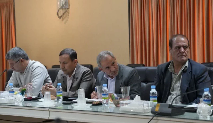 نشست پرسش و پاسخ میهمانان اجلاس یا مسئولین حوزه پژوهش و فناوری سازمان مرکزی دانشگاه فرهنگیان 8