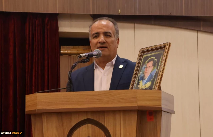 مراسم تکریم و معارفه سرپرست دانشگاه فرهنگیان استان اصفهان  9