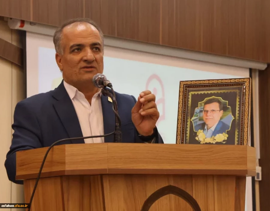مراسم تکریم و معارفه سرپرست دانشگاه فرهنگیان استان اصفهان  11