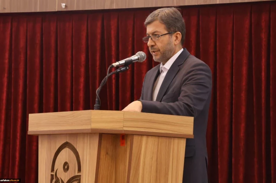 مراسم تکریم و معارفه سرپرست دانشگاه فرهنگیان استان اصفهان  4