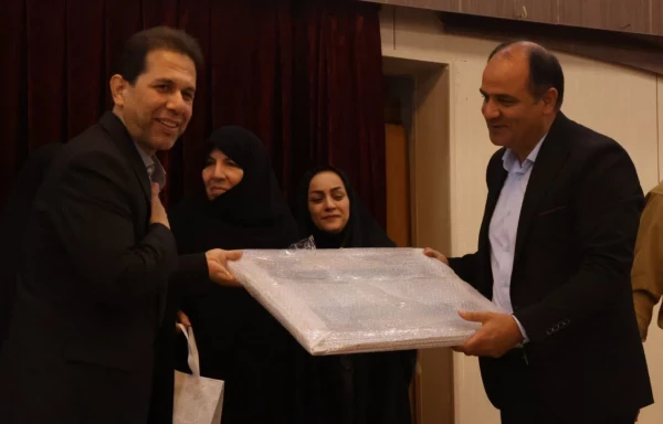 مراسم تکریم و معارفه سرپرست دانشگاه فرهنگیان استان اصفهان  17