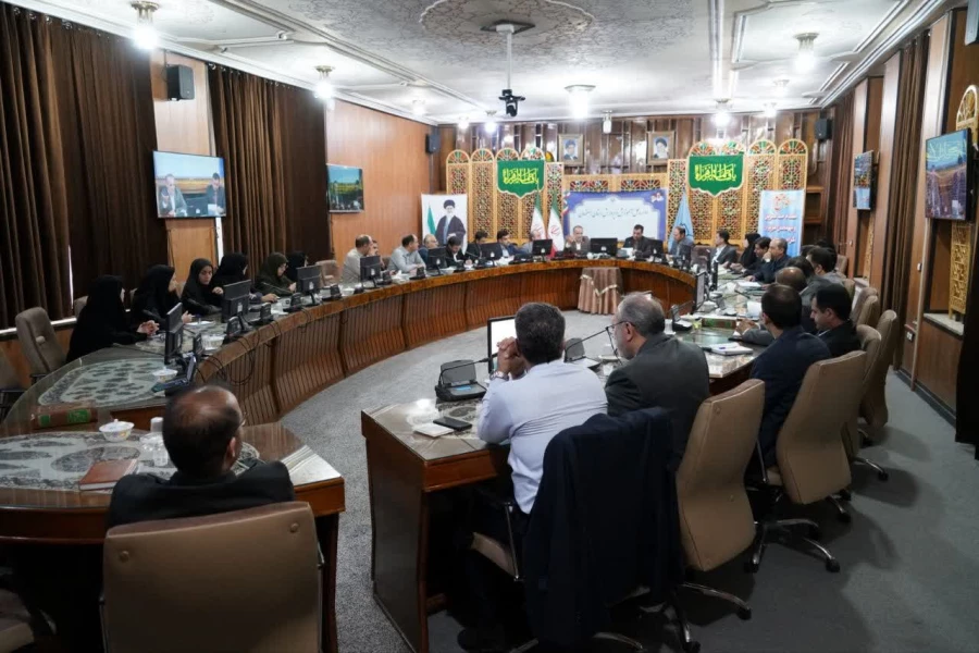 نشست مشترک بین دانشگاه فرهنگیان استان اصفهان و اداره کل آموزش و پرورش استان با حضور ریاست و مسئولین دو طرف امروز مورخ 3 تیرماه 1404 به میزبانی اداره کل آموزش و پرورش استان اصفهان  32