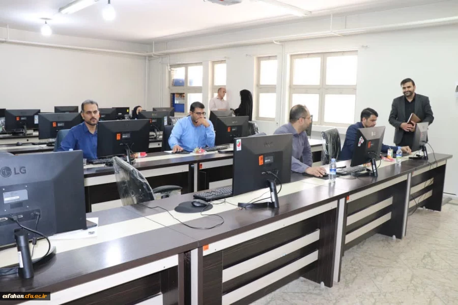 برگزاری آزمون متقاضیان اعزام به خارج معلمان آموزش و پرورش  در پردیس ها و مراکز دانشگاه فرهنگیان استان اصفهان  17