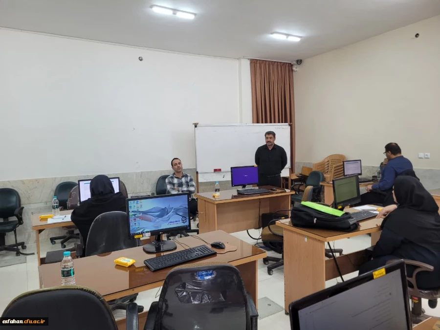 برگزاری آزمون متقاضیان اعزام به خارج معلمان آموزش و پرورش  در پردیس ها و مراکز دانشگاه فرهنگیان استان اصفهان  13