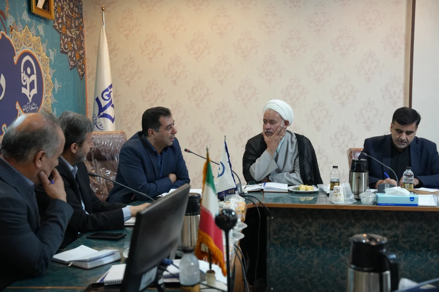 نشست هیات امنای دانشگاه فرهنگیان استان اصفهان 11