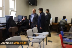 بازدید سرپرست دانشگاه فرهنگیان استان اصفهان از حوزه آزمون پردیس شهید باهنر یکی از حوزه های برگزاری آزمون متقاضیان اعزام به خارج معلمان آموزش و پرورش  در پردیس ها و مراکز دانشگاه فرهنگیان استان اصفهان  4