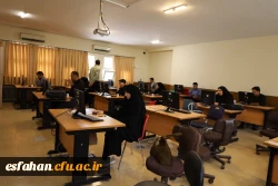 بازدید سرپرست دانشگاه فرهنگیان استان اصفهان از حوزه آزمون پردیس شهید باهنر یکی از حوزه های برگزاری آزمون متقاضیان اعزام به خارج معلمان آموزش و پرورش  در پردیس ها و مراکز دانشگاه فرهنگیان استان اصفهان  11