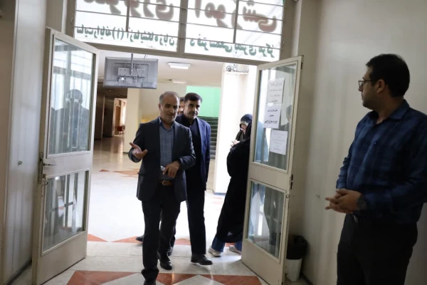 برگزاری آزمون متقاضیان اعزام به خارج معلمان بازدید سرپرست دانشگاه فرهنگیان استان اصفهان از پردیس شهید باهنر یکی از حوزه های آزمون آموزش و پرورش  در پردیس ها و مراکز دانشگاه فرهنگیان استان اصفهان  3