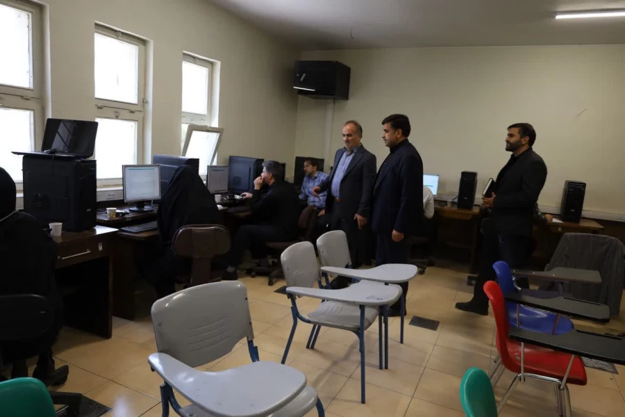 برگزاری آزمون متقاضیان اعزام به خارج معلمان بازدید سرپرست دانشگاه فرهنگیان استان اصفهان از پردیس شهید باهنر یکی از حوزه های آزمون آموزش و پرورش  در پردیس ها و مراکز دانشگاه فرهنگیان استان اصفهان  4