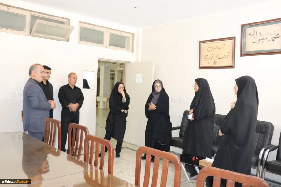 بازدید سرپرست و مسئولین دانشگاه فرهنگیان اصفهان از روند آماده سازی جهت مصاحبه داوطلبان ورود به دانشگاه فرهنگیان  2