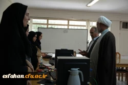 گزارش تصویری از بازدید سرپرست دانشگاه فرهنگیان استان اصفهان و مسئول نهاد مقام  معظم رهبری در دانشگاه فرهنگیان استان اصفهان از حوزه های برگزاری فرآیند ارزیابی مصاحبه  پذیرفته شدگان چند برابر ظرفیت  مستقر در پردیس ها و مراکز 10