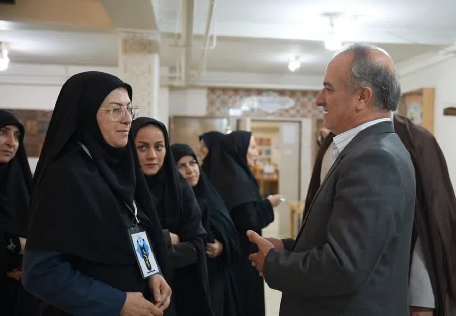 بازدید سرپرست دانشگاه فرهنگیان اصفهان از اولین روز فرآیند مصاحبه متقاضیان ورود به دانشگاه فرهنگیان  5