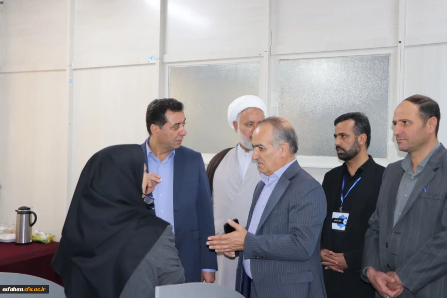 بازدید میدانی سرپرست دانشگاه فرهنگیان استان اصفهان و مدیر کل آموزش و پرورش استان اصفهان از روند برگزاری ارزیابی 6