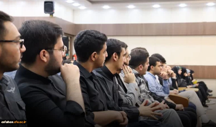 آیین  تکریم و معارفه مسئولین جدید حوزه و پایگاه های بسیج دانشجویی دانشگاه فرهنگیان استان اصفهان 4