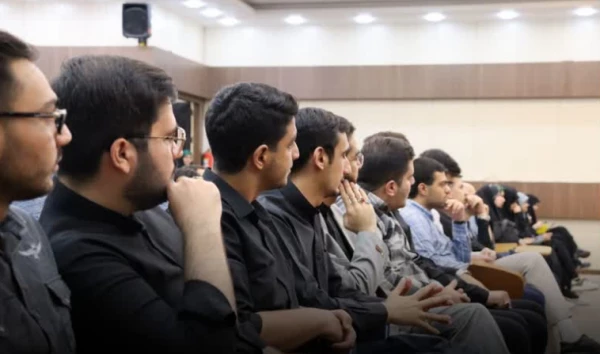 آیین  تکریم و معارفه مسئولین جدید حوزه و پایگاه های بسیج دانشجویی دانشگاه فرهنگیان استان اصفهان 6