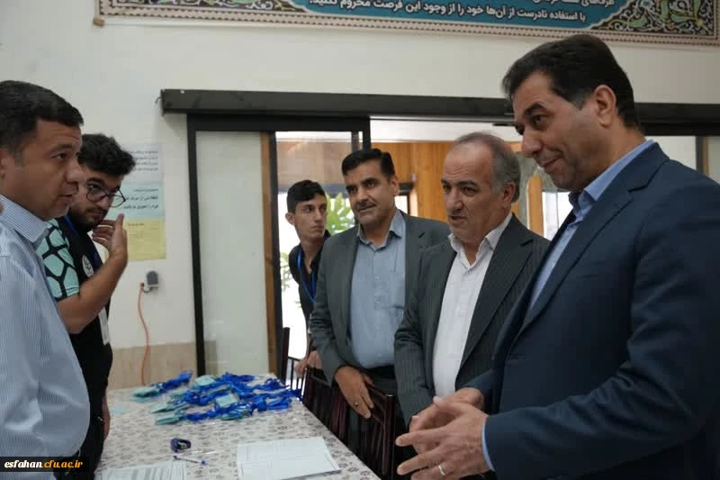 بازدید سرپرست دانشگاه فرهنگیان استان و مدیر کل آموزش و پرورش استان از فرآیند مصاحبه متقاضیان رشته تربیت بدنی در اصفهان و گزارش تصویری از روند این مصاحبه در پردیس های شهیدباهنر و فاطمه زهرا (س) و مرکز شهیدآیت نجف آباد اصفهان 4