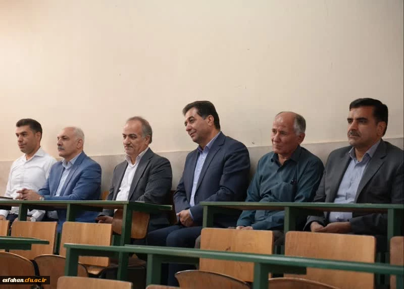 بازدید سرپرست دانشگاه فرهنگیان استان و مدیر کل آموزش و پرورش استان از فرآیند مصاحبه متقاضیان رشته تربیت بدنی در اصفهان و گزارش تصویری از روند این مصاحبه در پردیس های شهیدباهنر و فاطمه زهرا (س) و مرکز شهیدآیت نجف آباد اصفهان 10