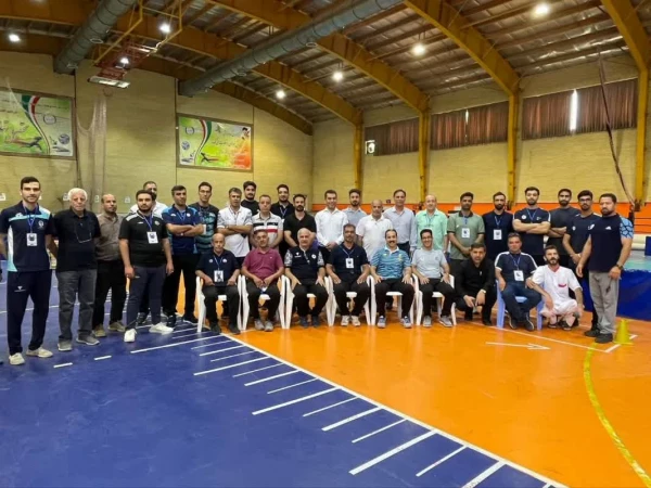 بازدید سرپرست دانشگاه فرهنگیان استان و مدیر کل آموزش و پرورش استان از فرآیند مصاحبه متقاضیان رشته تربیت بدنی در اصفهان و گزارشی تصویری از روند این مصاحبه در پردیس های شهیدباهنر و فاطمه زهرا (س) و مرکز شهیدآیت نجف آباد اصفهان 4