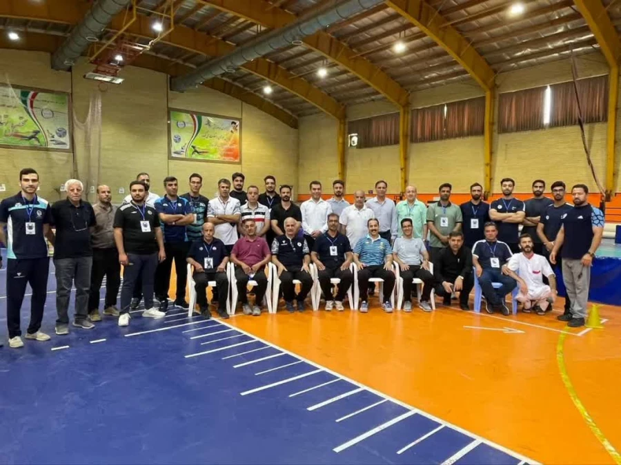 بازدید سرپرست دانشگاه فرهنگیان استان و مدیر کل آموزش و پرورش استان از فرآیند مصاحبه متقاضیان رشته تربیت بدنی در اصفهان و گزارشی تصویری از روند این مصاحبه در پردیس های شهیدباهنر و فاطمه زهرا (س) و مرکز شهیدآیت نجف آباد اصفهان 4