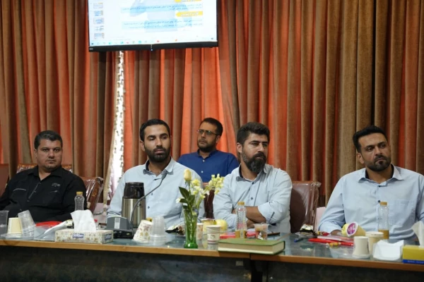 نشست تکریم و تجلیل از کادر حفاظت فیزیکی دانشگاه فرهنگیان اصفهان برگزار ش 7