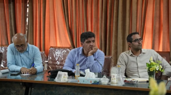 نشست هماهنگی و برنامه ریزی امتحانات پایان ترم شهریورماه با حضور مسئولان دانشگاه فرهنگیان استان اصفهان برگزار شد 4