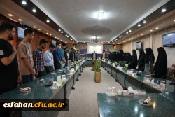 
نشست پرسش و پاسخ دانشجویان فعال فرهنگی با مسئول نهاد رهبری در دانشگاه فرهنگیان اصفهان برگزار شد 8